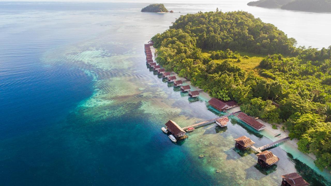Papua Paradise Eco Resort Pulau Birie ภายนอก รูปภาพ