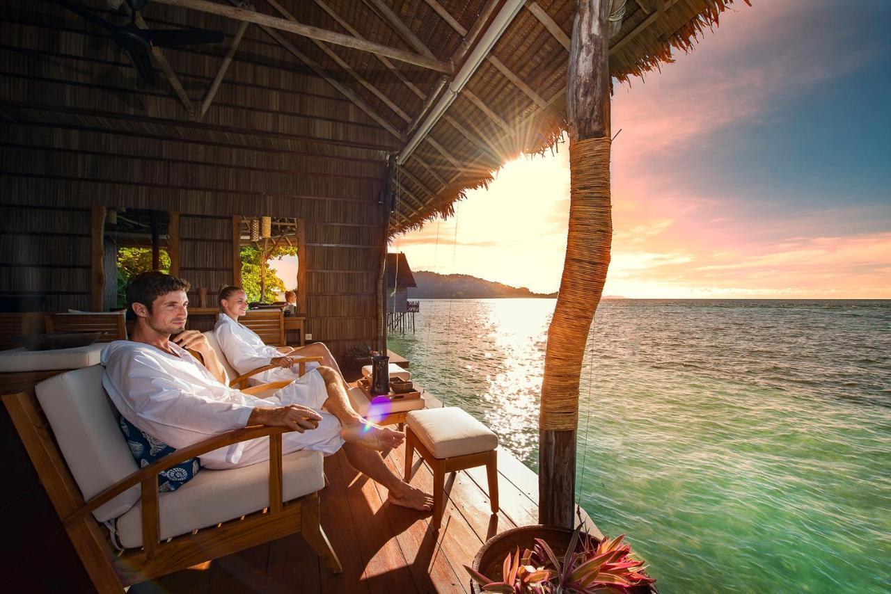 Papua Paradise Eco Resort Pulau Birie ภายนอก รูปภาพ
