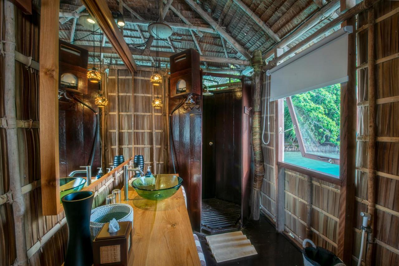 Papua Paradise Eco Resort Pulau Birie ภายนอก รูปภาพ